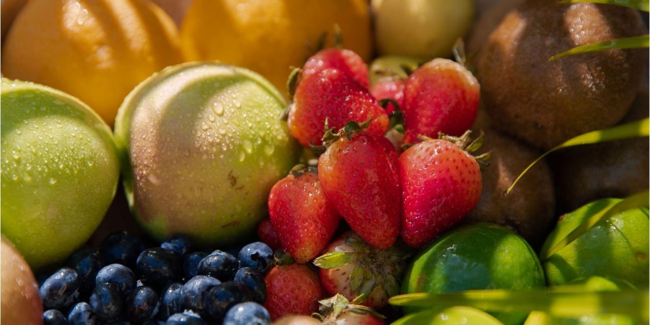 Como máquinas embaladoras de frutas reduzem o desperdício?